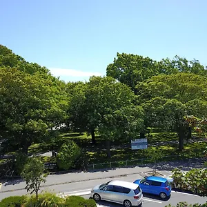 Modern 1 Bedroom Across From Hagley Park , Christchurch New Zealand